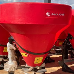 Distribuidor de Semente, Adubo e Ureia São José - Modelo DS 600