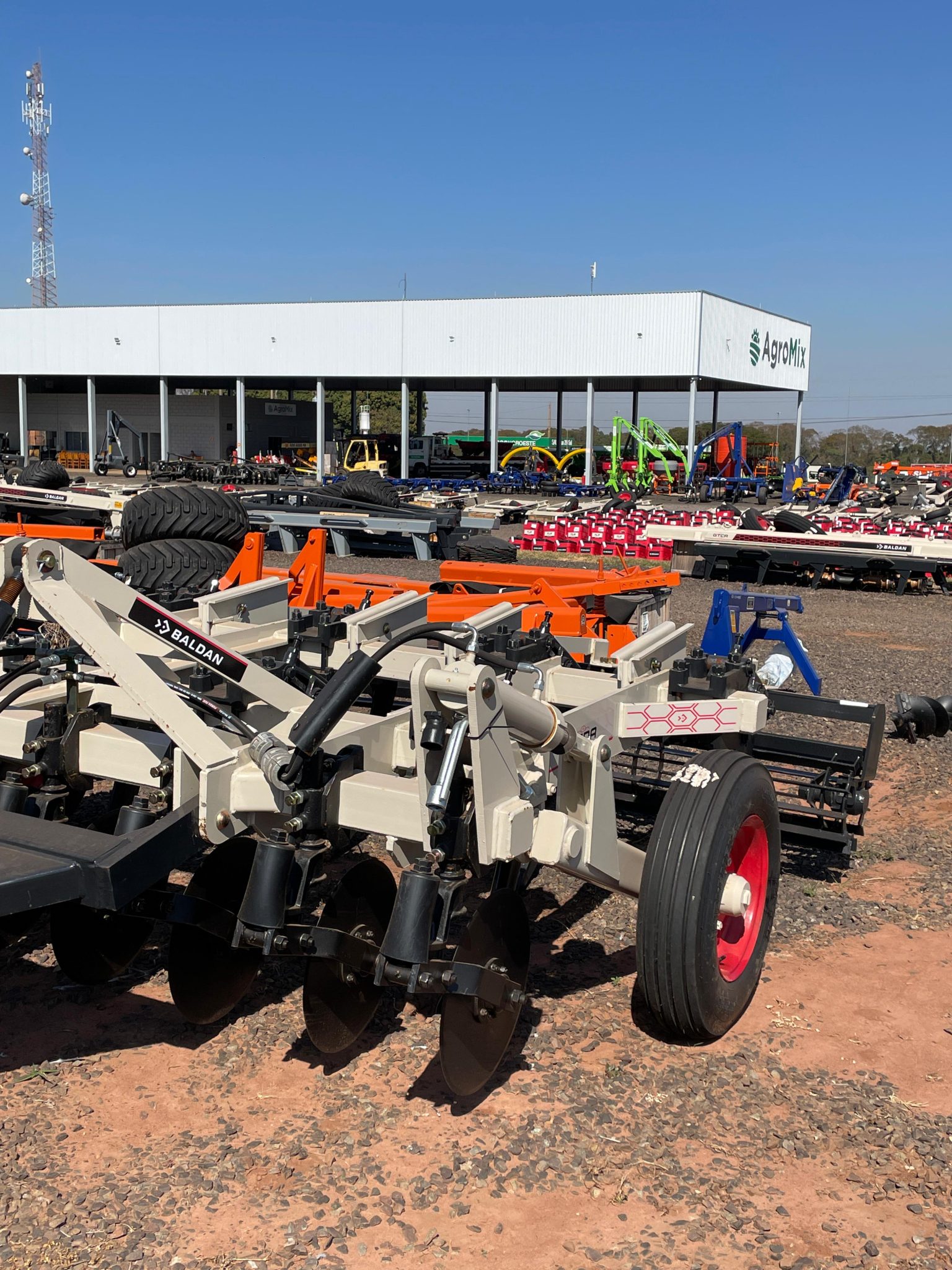 Arado Subsolador Baldan ASDADR 13 Hastes